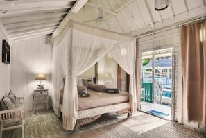 Bungalow, Pool View | In-room safe, desk, free WiFi, bed sheets - Palmeto Village (Gili Trawangan)