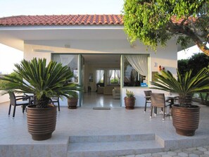 숙박 시설 정면