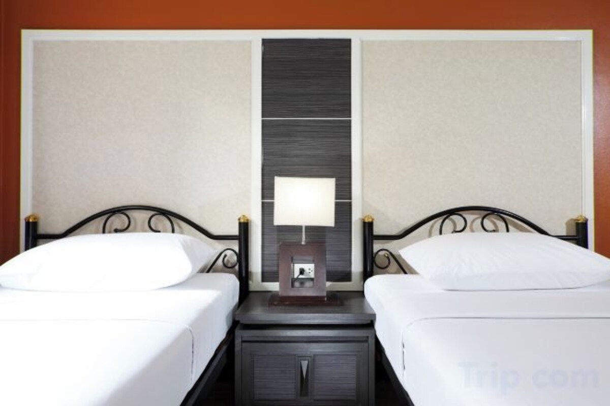 In-room safe, desk, laptop workspace, blackout curtains