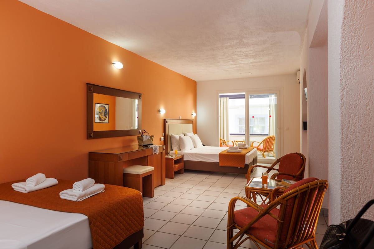 2 slaapkamers, een kluis op de kamer, gratis wifi, beddengoed