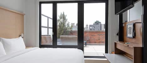 Premium bedding, down comforters, in-room safe, desk