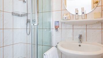 Double Room, Private Bathroom | Bathroom