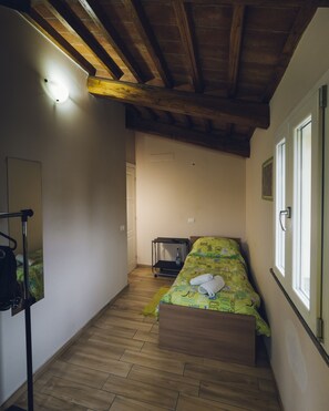 Traditional-Einzelzimmer, 1 Schlafzimmer | 1 Schlafzimmer, Schreibtisch, kostenloses WLAN, Bettwäsche