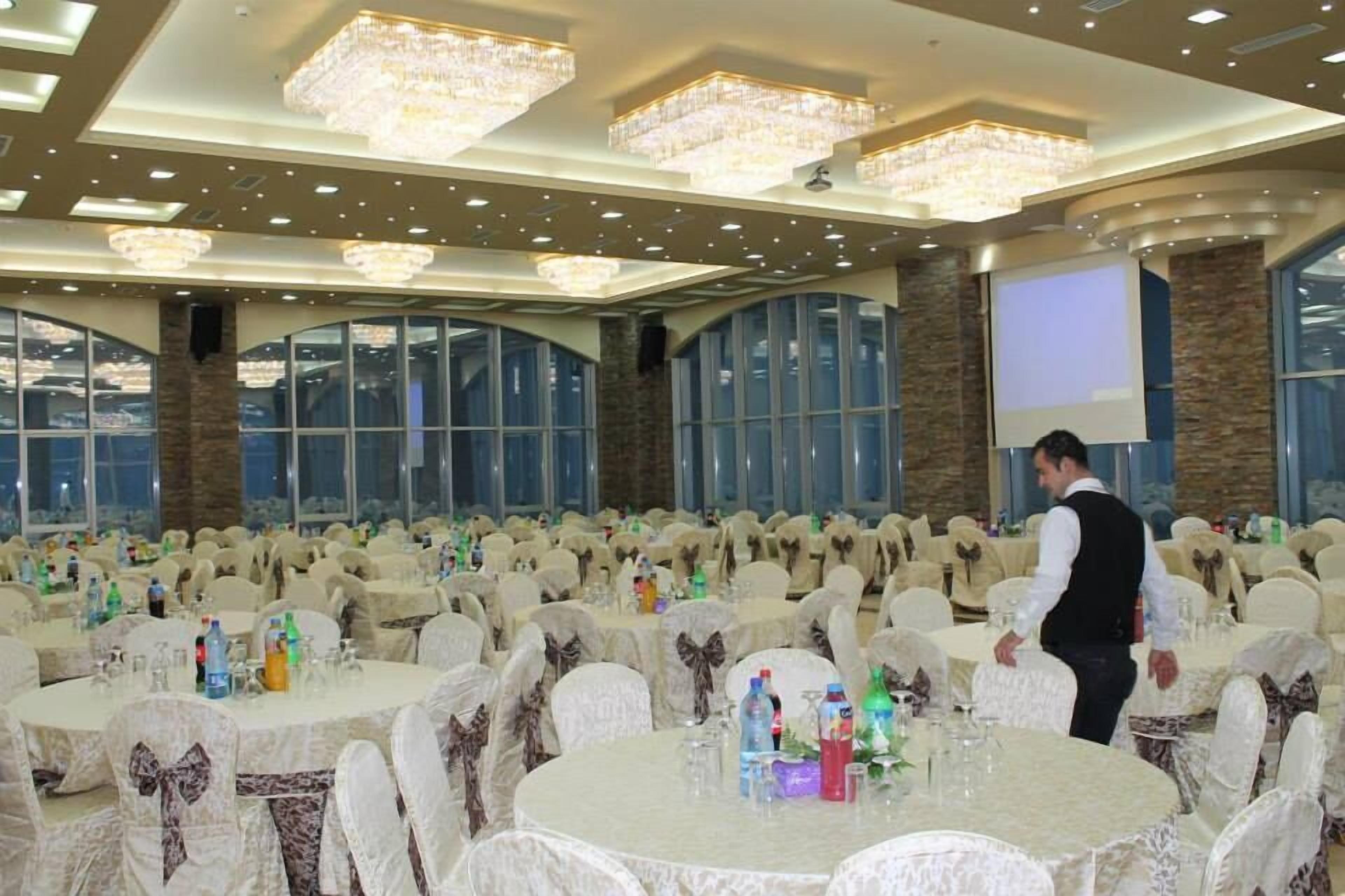 indoor wedding