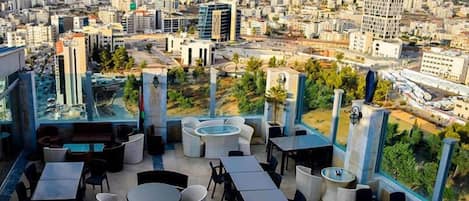 Breakfast, lunch, dinner served; international cuisine