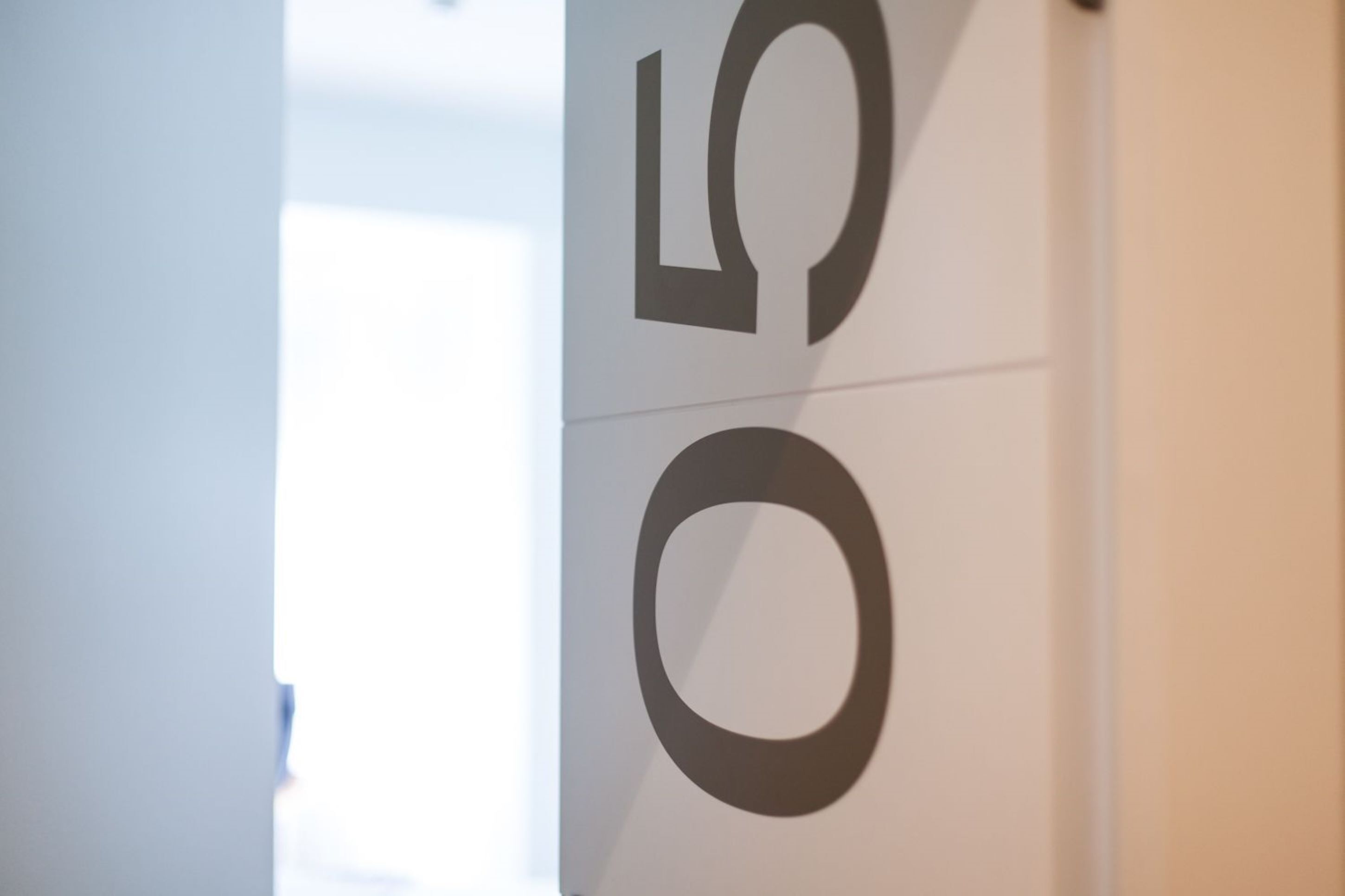 A sign with the number 50.
