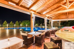 Bar (on property) - Pilot's Villas Luxury Suites (Hersonissos)
