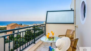 Suite (Penthouse) | Terrace/patio