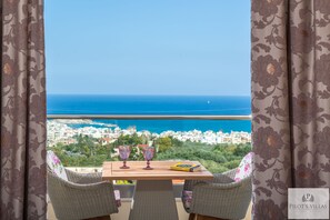 View from room - Pilot's Villas Luxury Suites (Hersonissos)