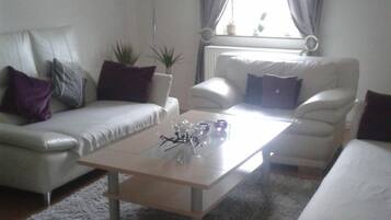 Apartemen, 2 kamar tidur (2-4 Personen) | Area keluarga | TV