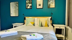 Dobbeltrom | Safe på rommet, wi-fi (inkludert) og sengetøy