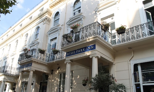 Smart Hyde Park Inn Hostel