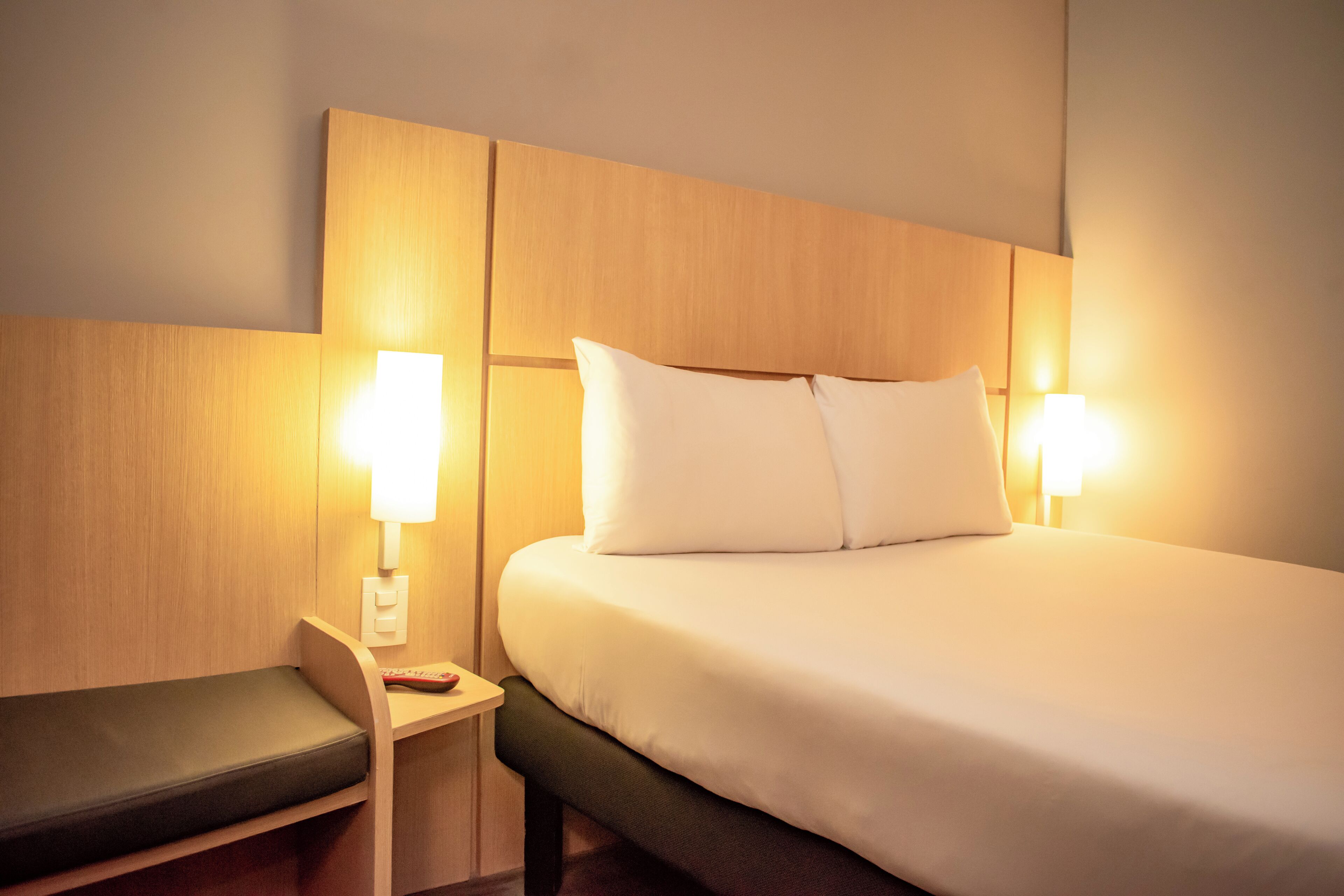 1 bedroom, in-room safe, soundproofing, free cots/infant beds