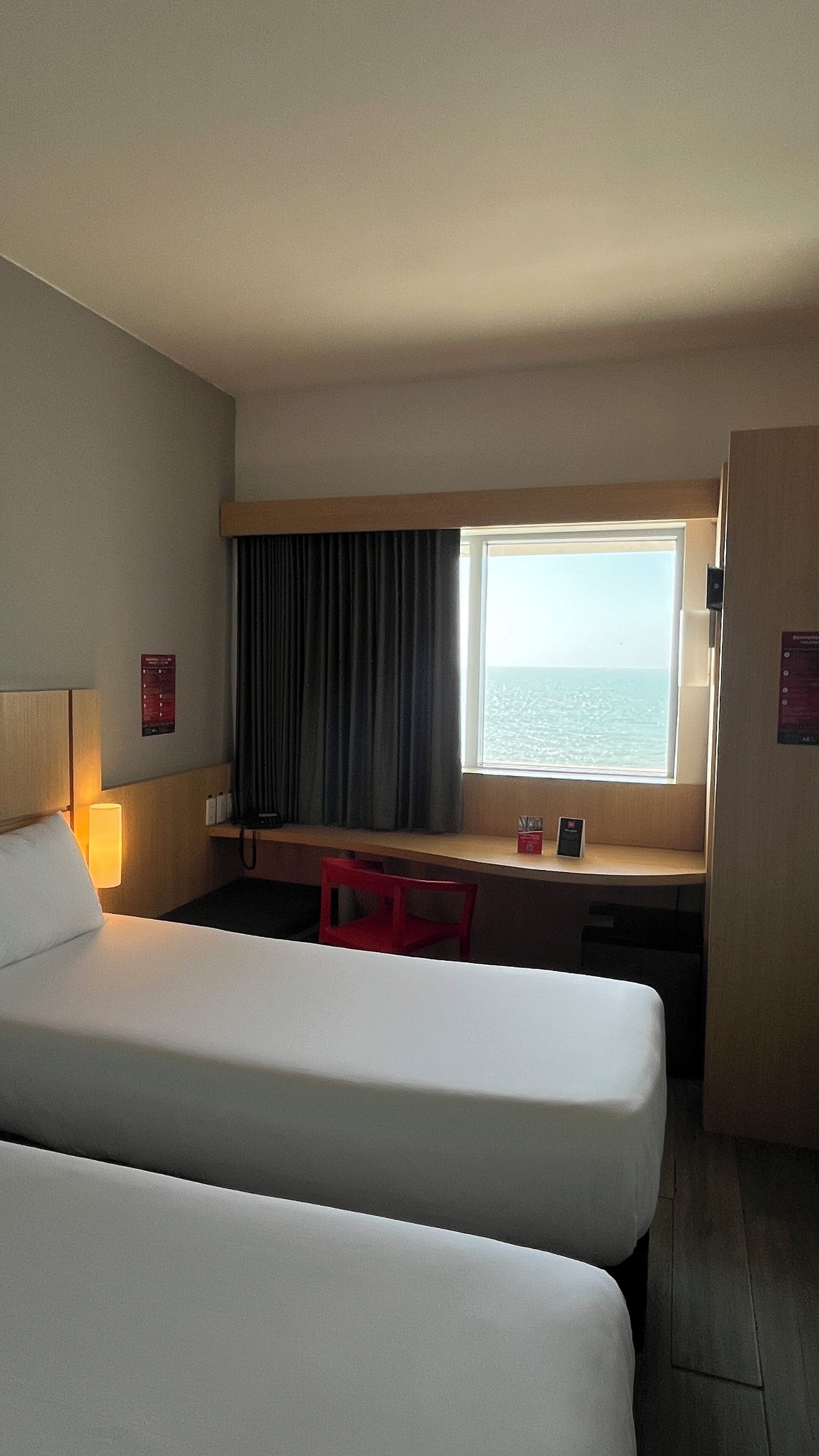 Standard Room, 2 Single Beds, Sea View