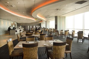 Frühstück, Mittagessen, Abendessen, internationale Küche 