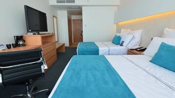 Twin Room | Premium bedding, in-room safe, desk, soundproofing