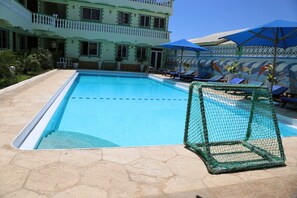 2 outdoor pools, pool loungers - Prestige Leisure Hotel (Mtwapa)