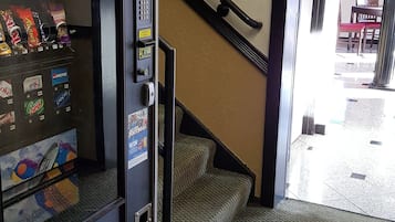 Vending machine