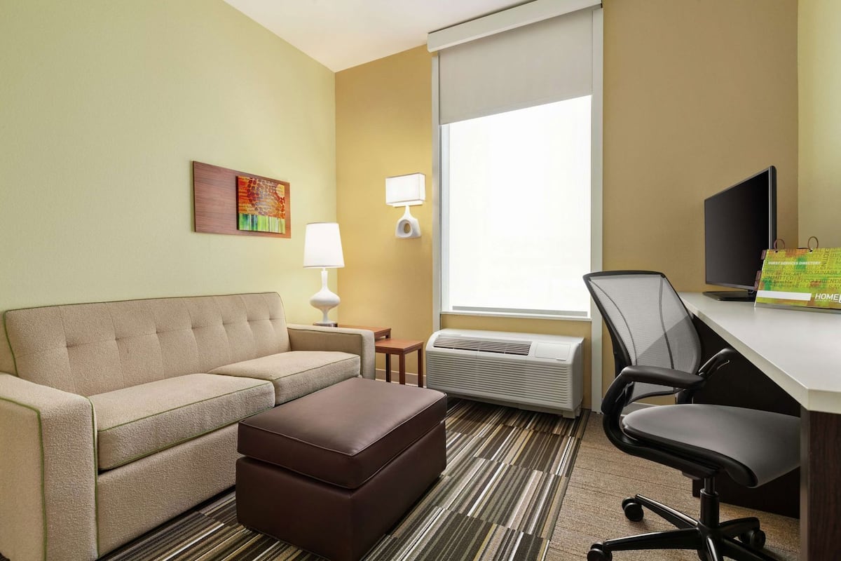 Living area | 48-inch LCD TV with premium channels, TV, MP3 dock