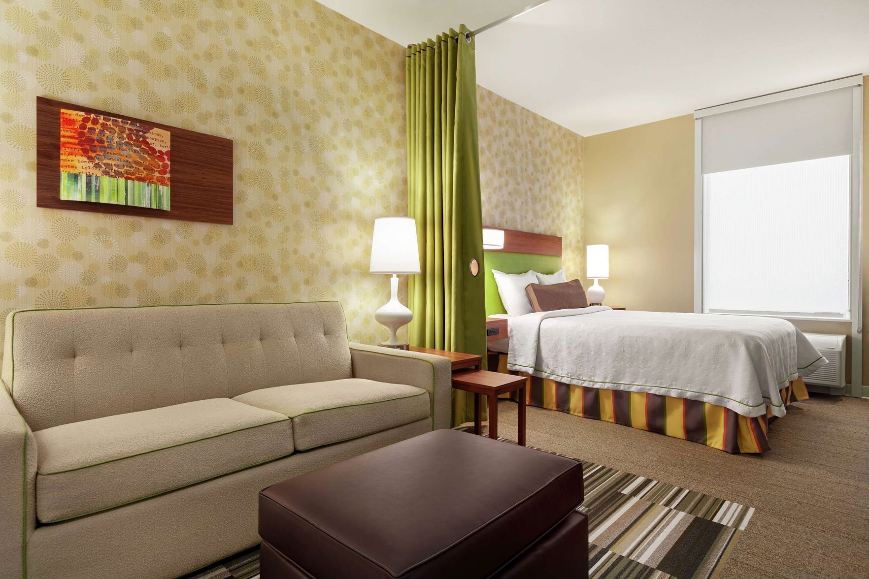 Desk, free WiFi, bed sheets