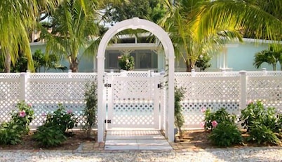 Orchid Island Cottages