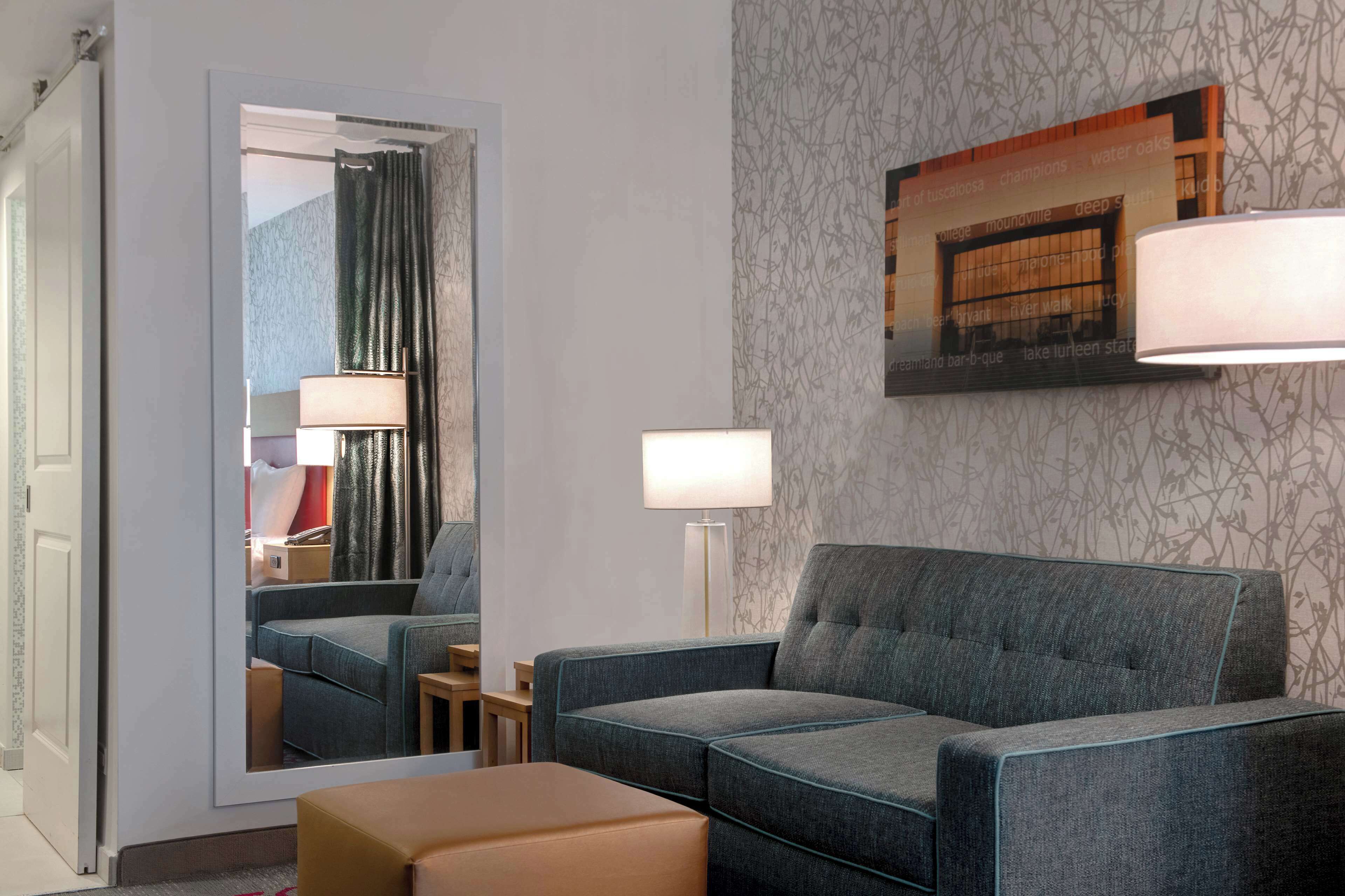 42-inch lcd tv with cable channels, tv