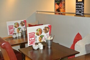 Dining - The Ballinluig Hotel (Pitlochry)