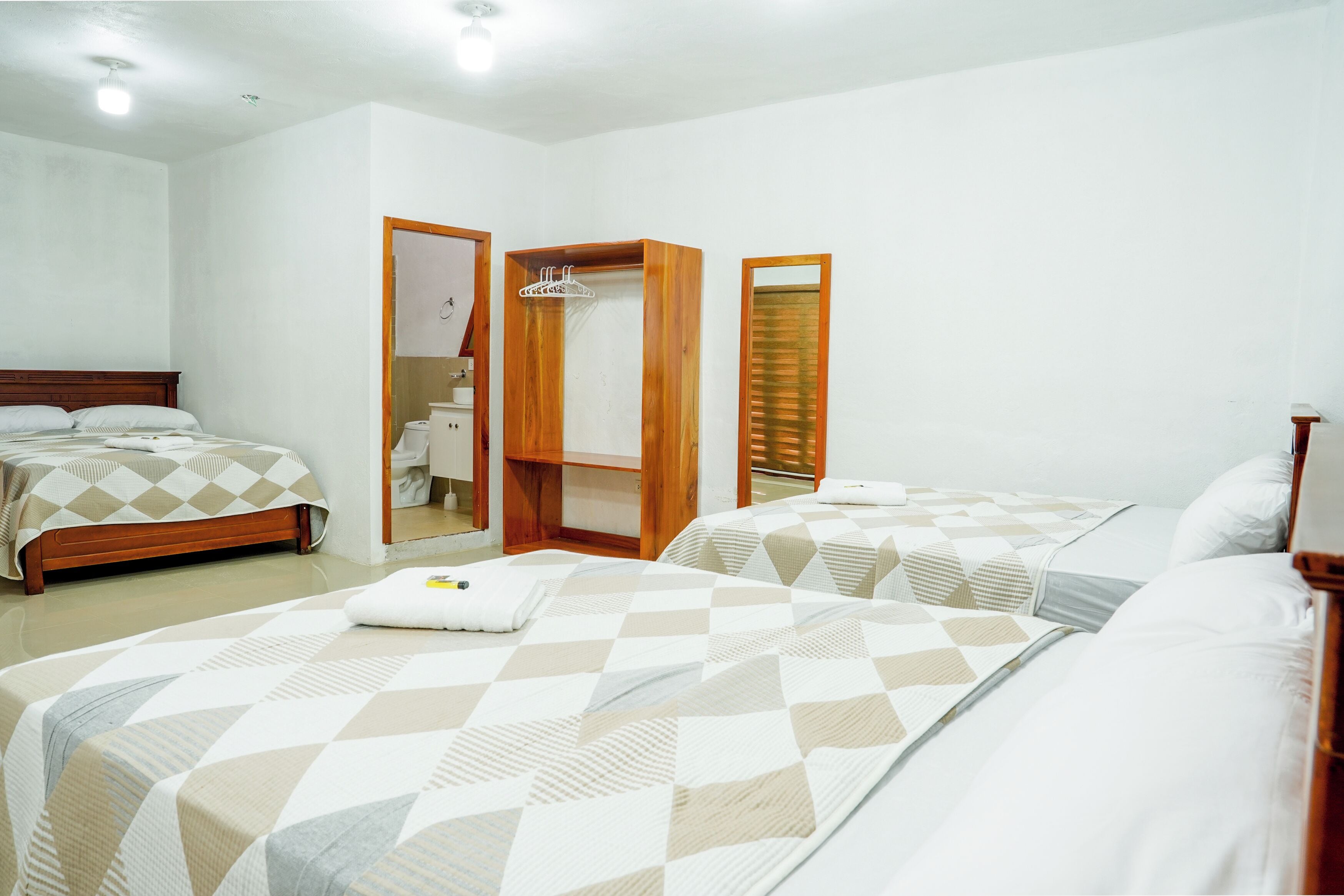 Triple Room, 3 Twin Beds, Private Bathroom | Front of property