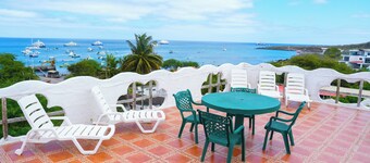 Royal Galapagos Inn