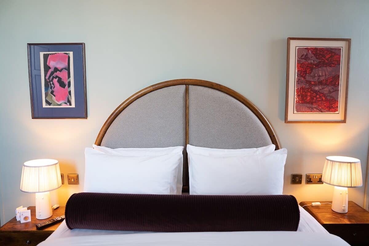 Chambre Double Supérieure, 1 lit double | Literie de qualité supérieure, décoration personnalisée