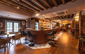 Breakfast, lunch and dinner served