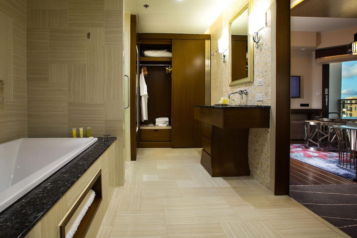 1 chambre, articles de minibar gratuits, coffre-fort, ameublement unique