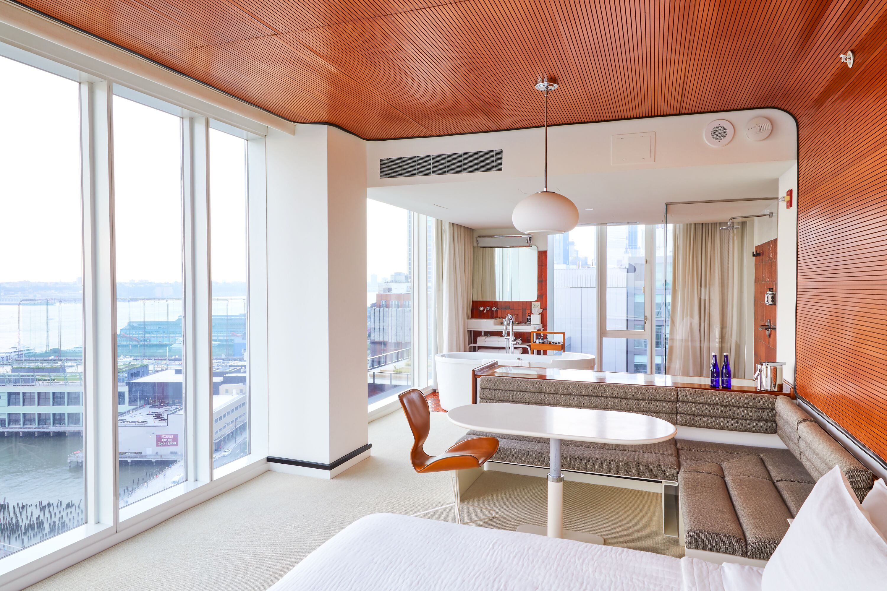 1 bedroom, minibar, in-room safe, desk