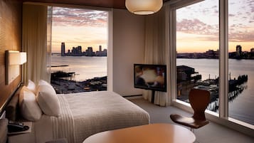 1 bedroom, minibar, in-room safe, desk