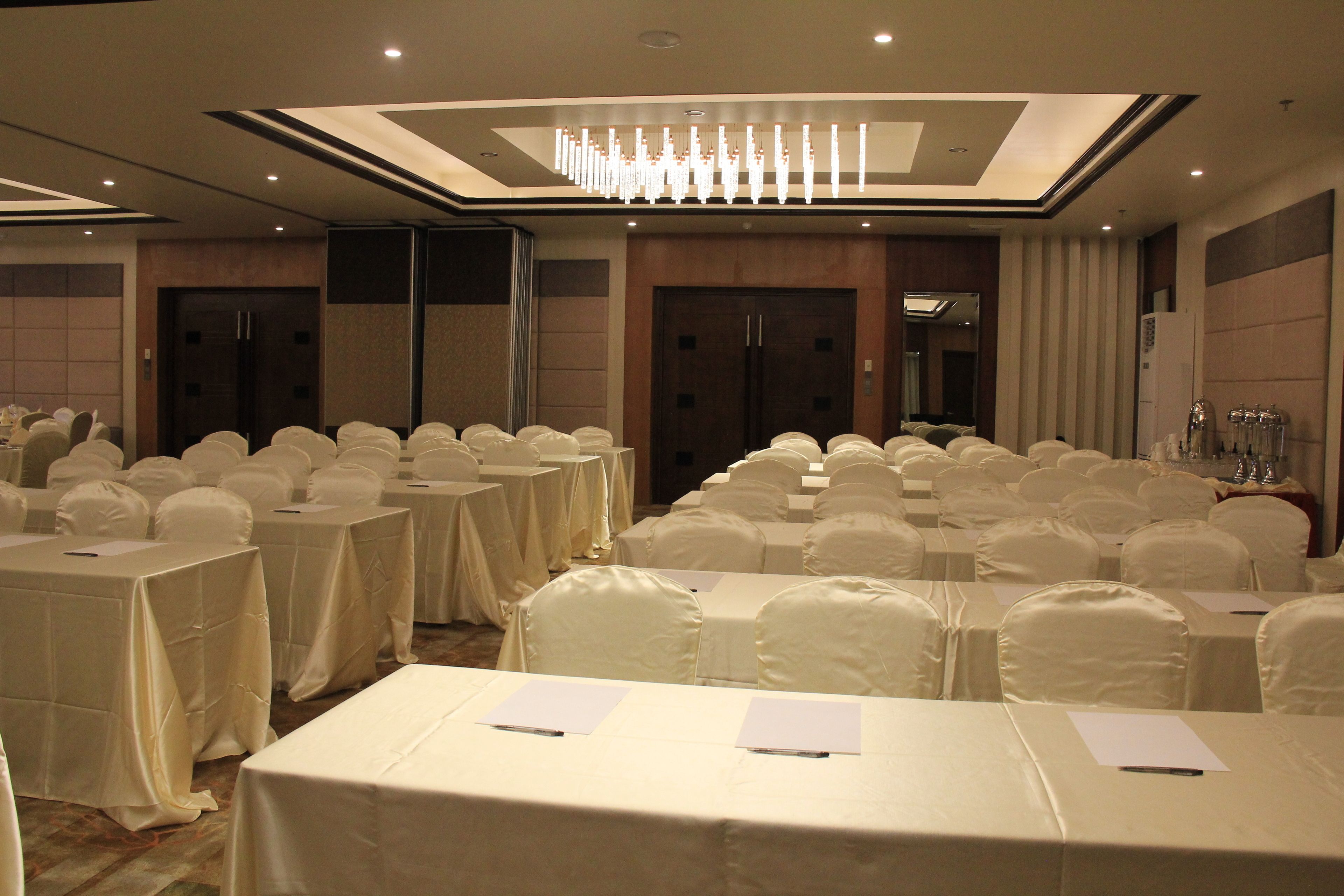 Photo - Savannah Resort Hotel