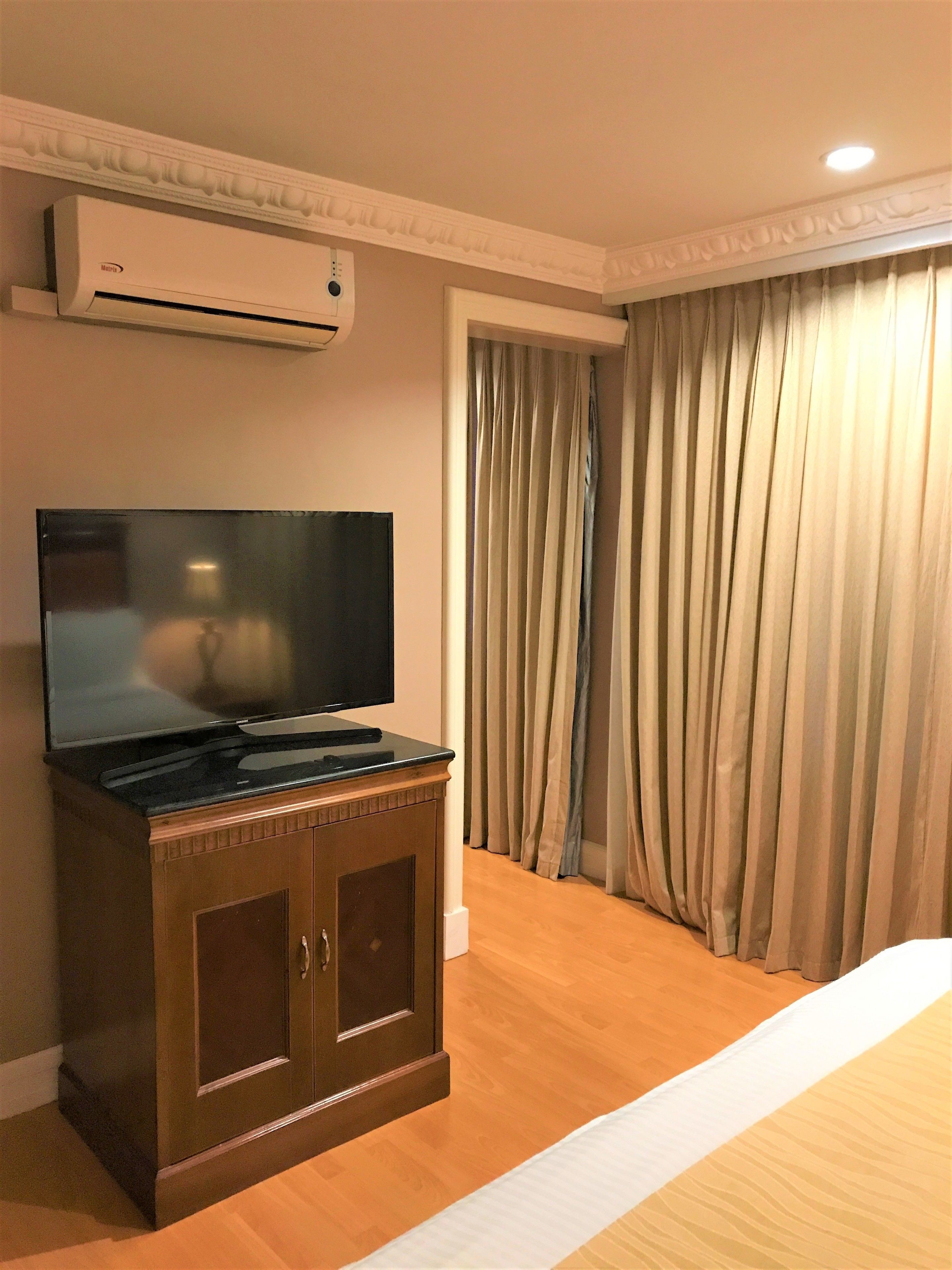 Photo - Savannah Resort Hotel