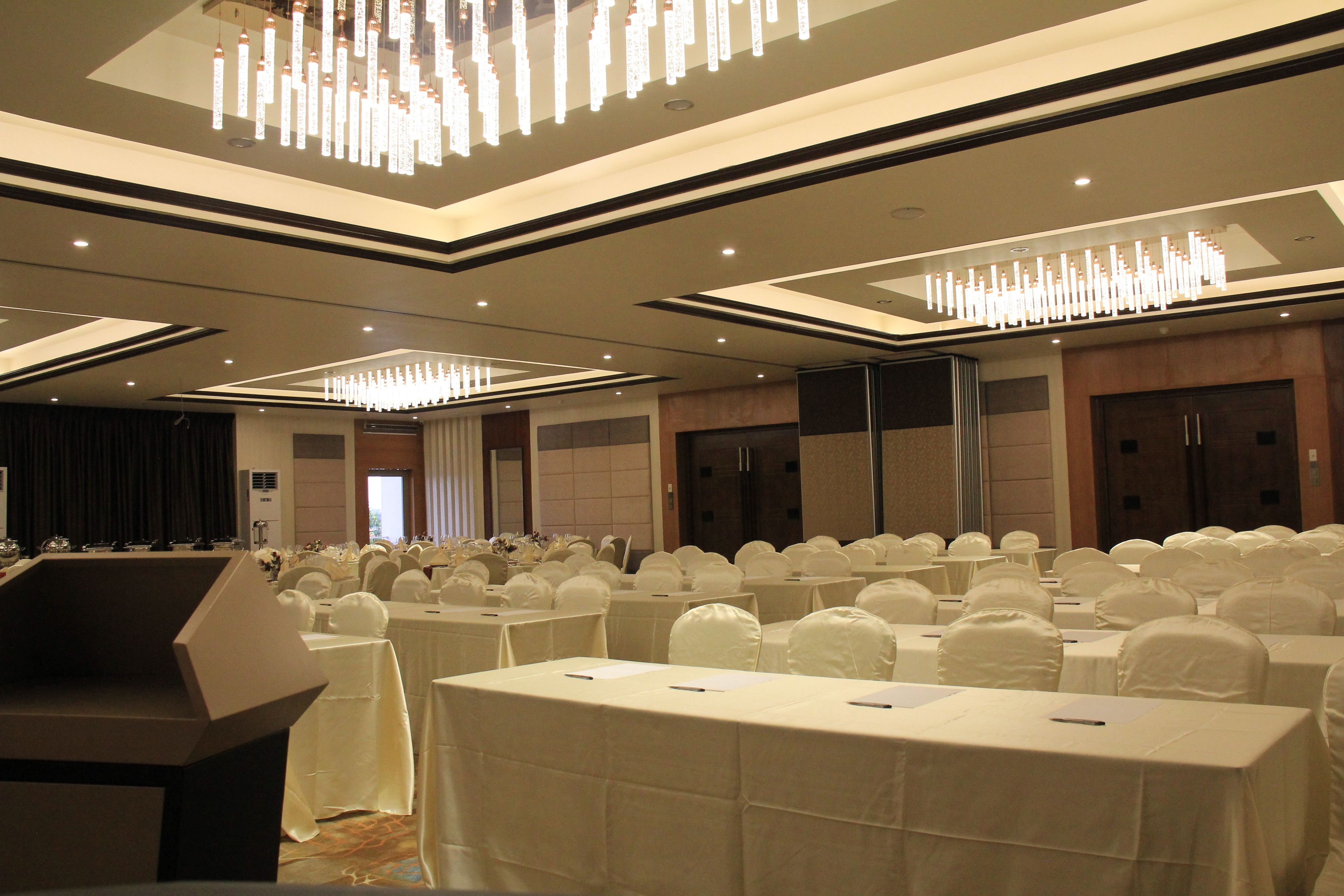 Photo - Savannah Resort Hotel