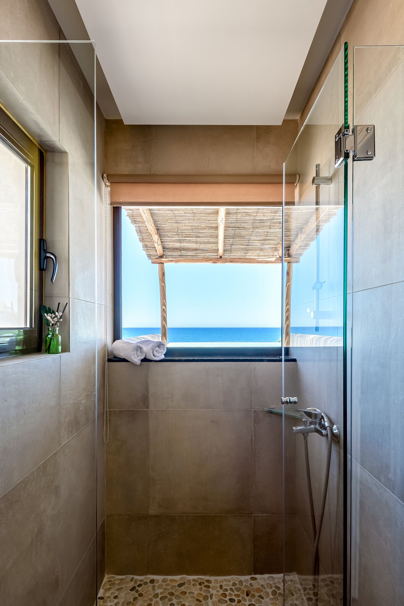 Apartment, 2 Bedrooms, Terrace, Sea View | Bathroom