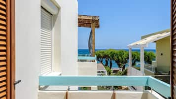 Apartment, 1 Bedroom, Balcony | In-room safe, desk, free WiFi