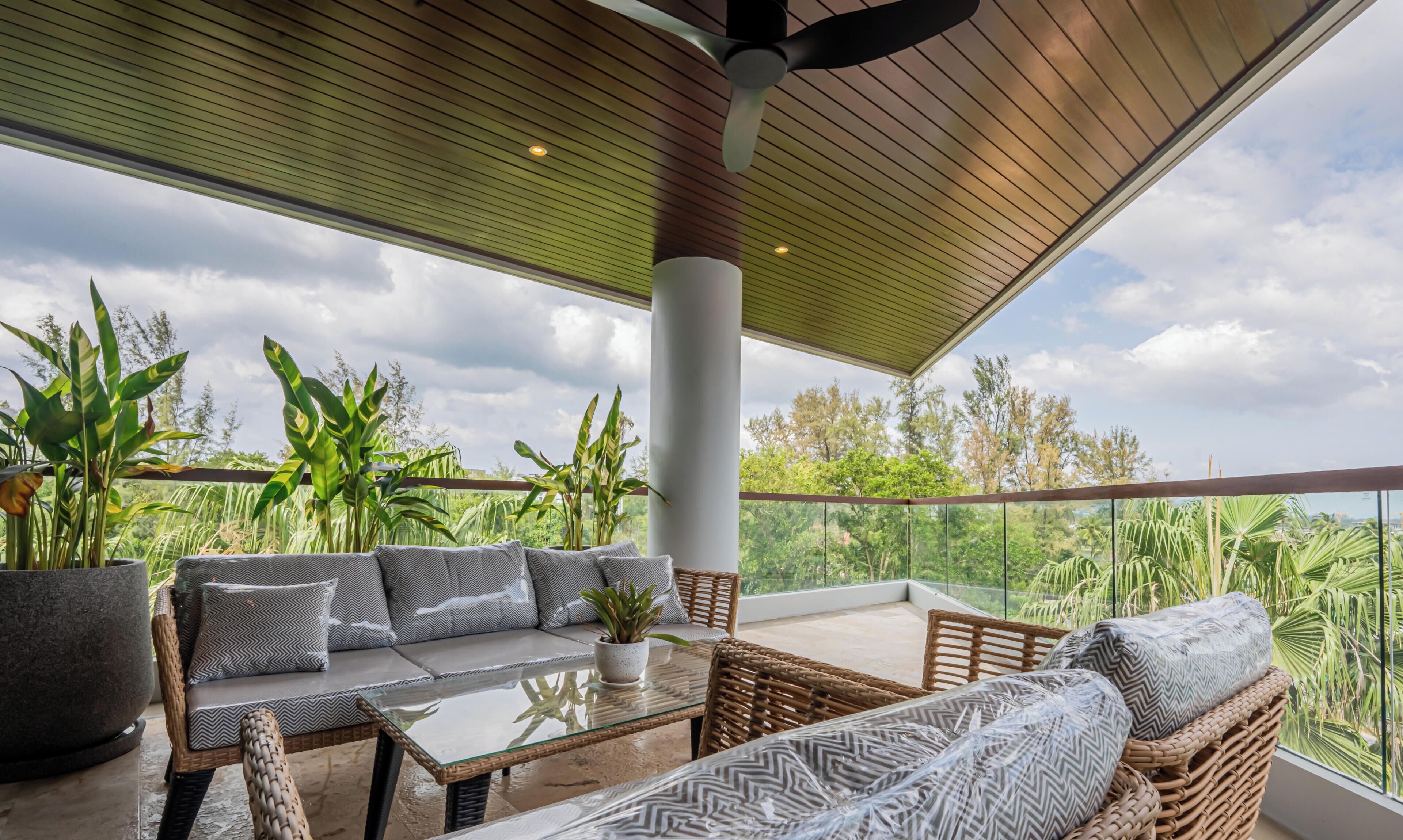 In-room safe, desk, blackout curtains, free WiFi