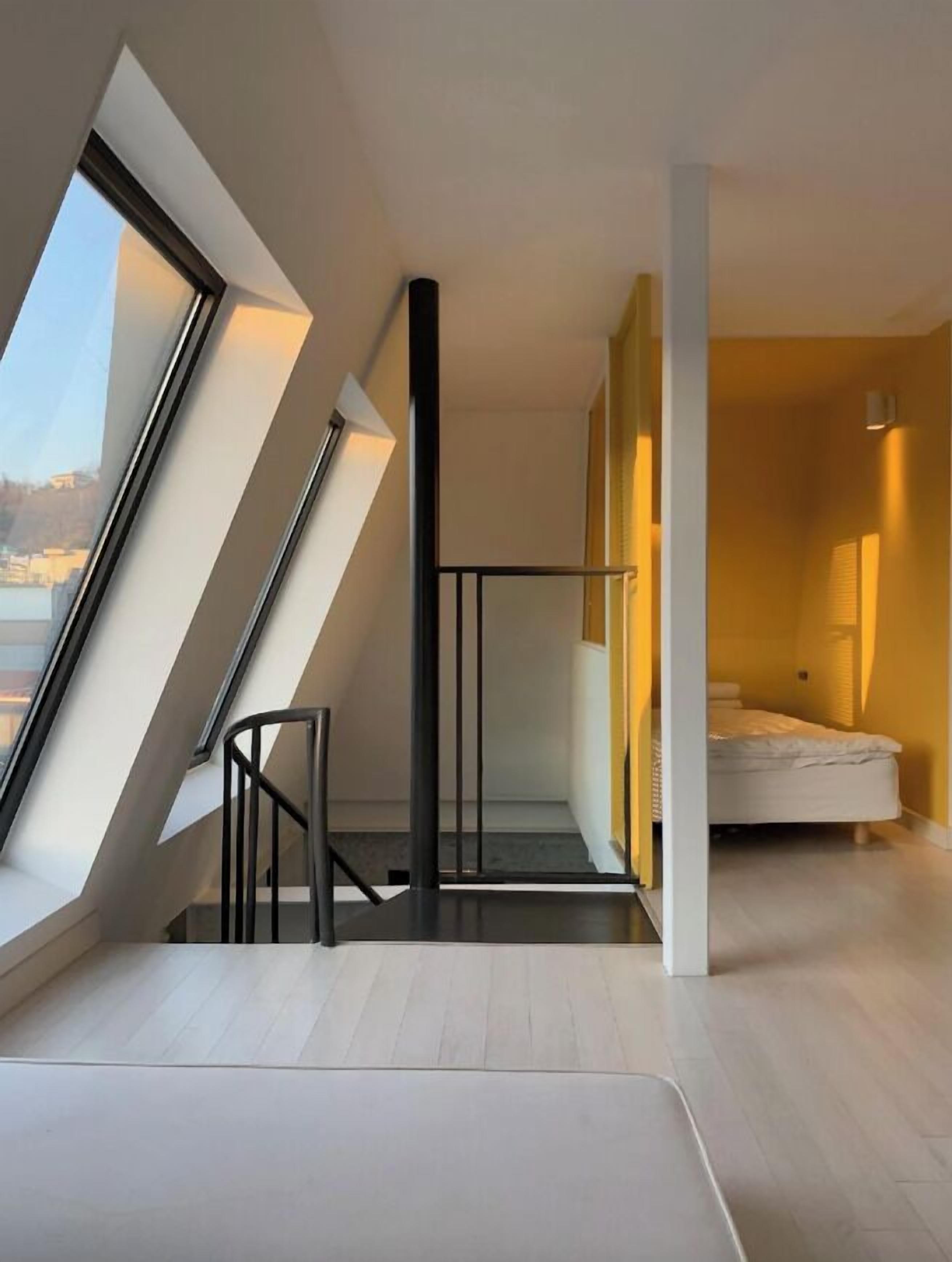 Premium Çatı Katı (Loft) | Güneşlik/perde, ücretsiz kablosuz İnternet, çarşaf takımı 