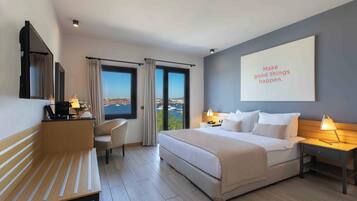 Premium bedding, minibar, in-room safe, desk