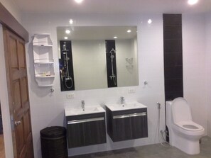 Junior Suite Parking View | Salle de bain