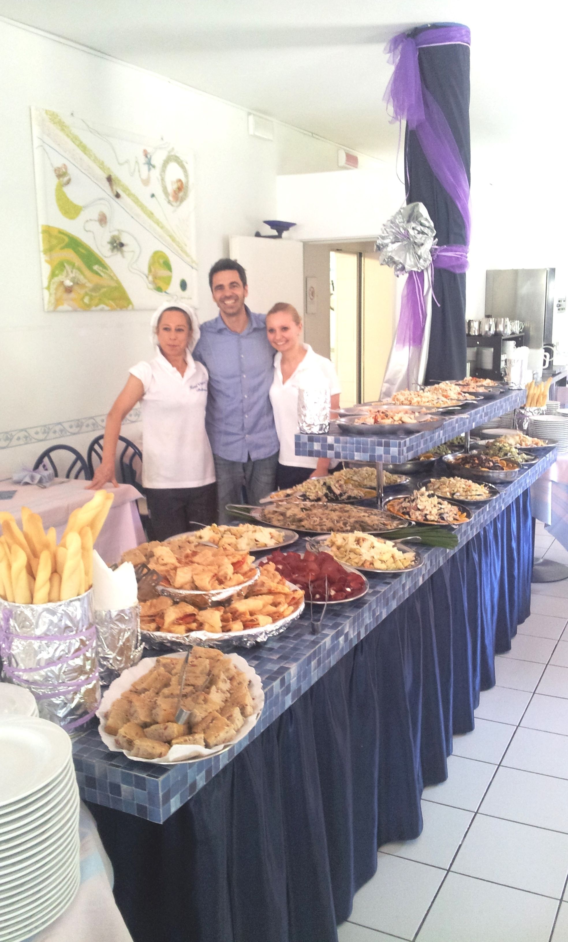 lunch and dinner served, regional cuisine