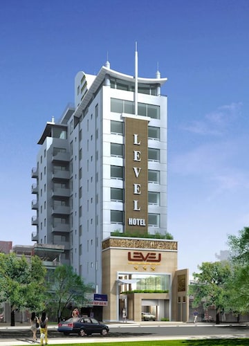 Level Hotel