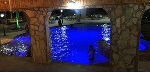 2 outdoor pools, sun loungers