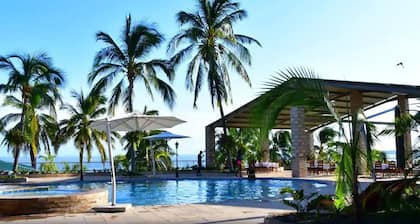 Lake Safari Lodge