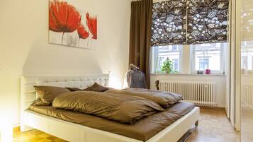 Apartment, 2 Bedrooms | Individually decorated, individually furnished, iron/ironing board