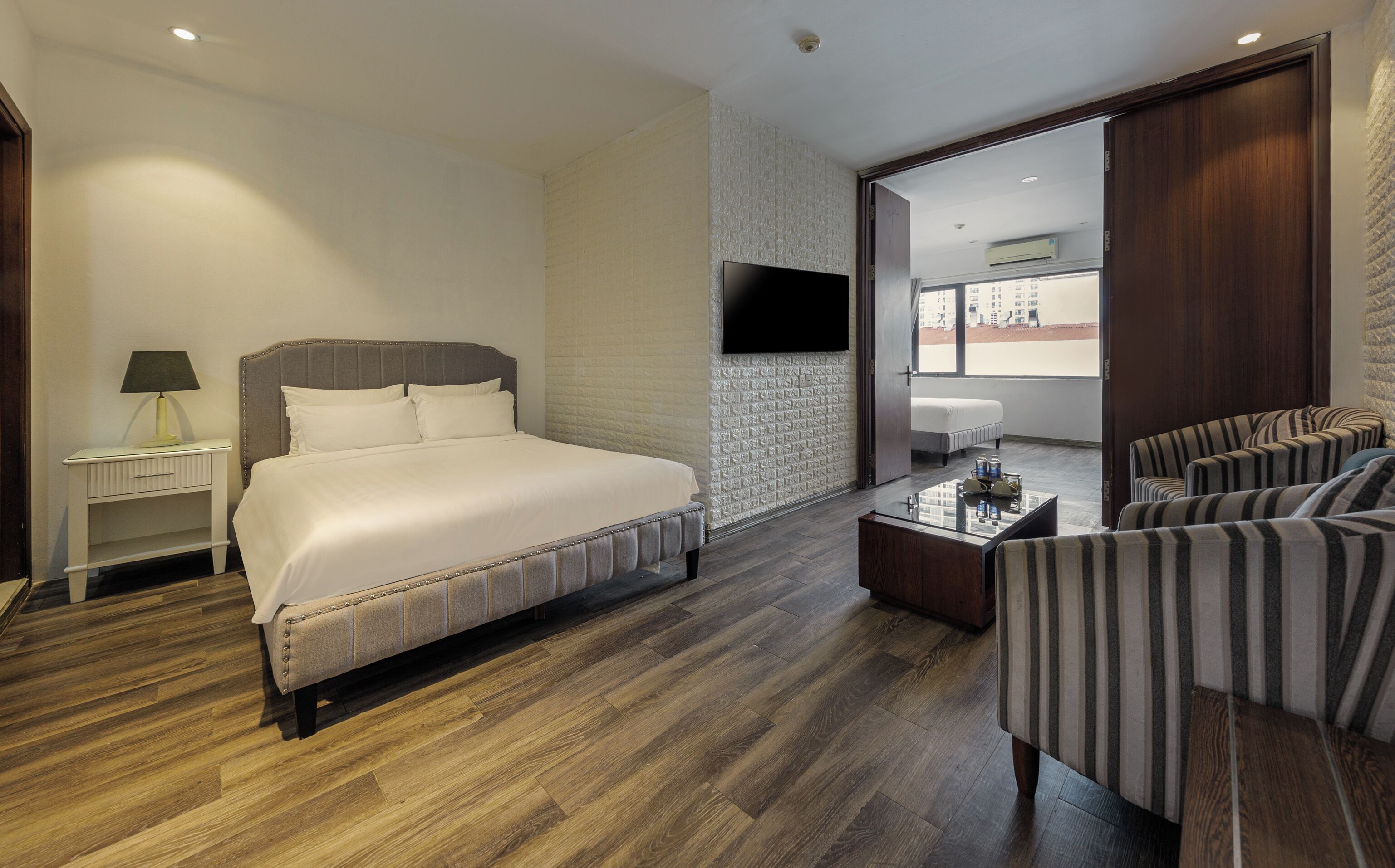 superior family | minibar, in-room safe, desk, soundproofing