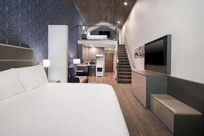 Chambre Standard, plusieurs lits, non-fumeurs, cuisine (with Sofabed) | Cuisine privée | Mini réfrigérateur, micro-ondes, cafetière/bouilloire